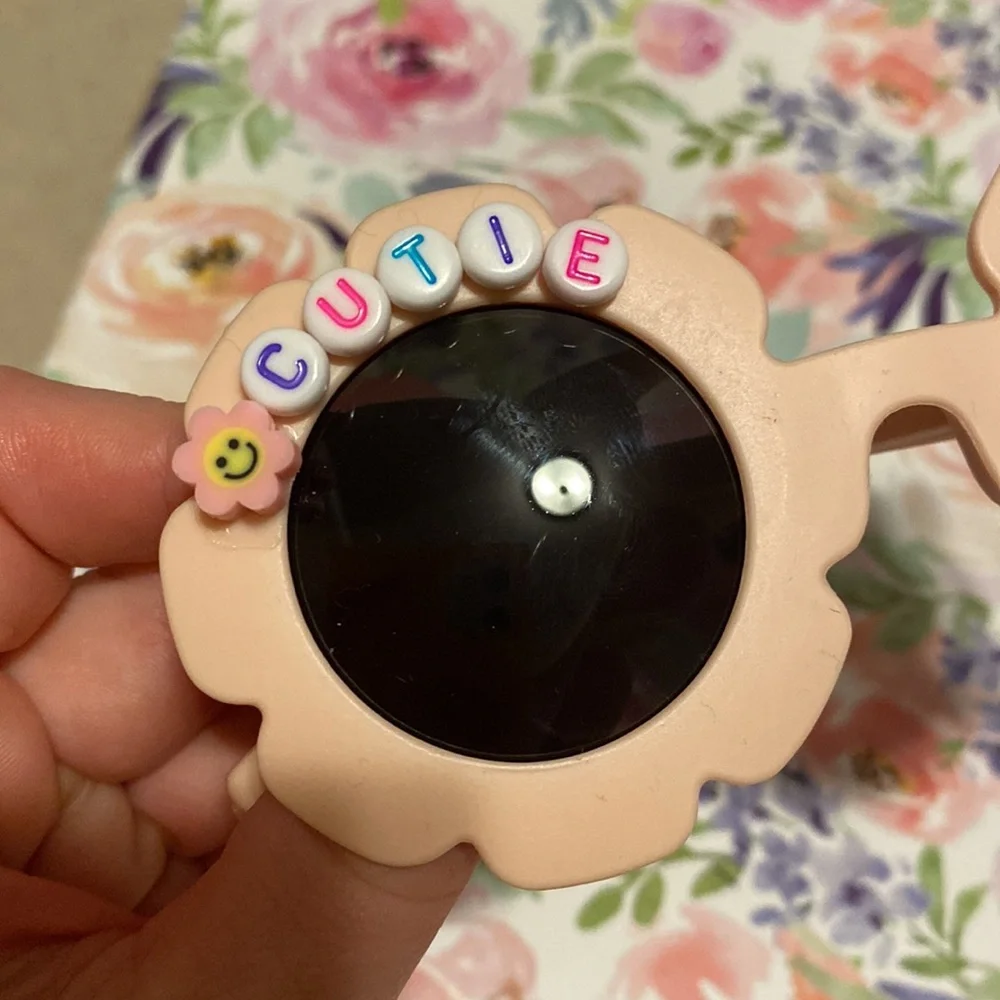 Girls light pink flower shaped cutie pie sunglasses